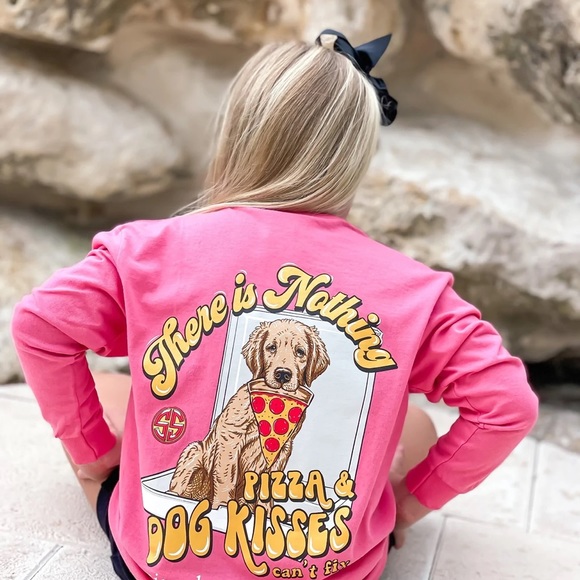 NWT Simply Southern Pink long sleeve pizza & dog kisses graphic shirt - Picture 4 of 4